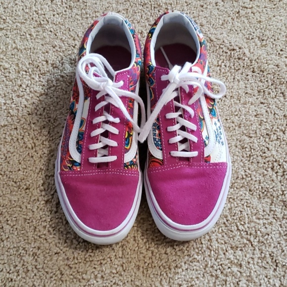 Vans Shoes - Womens Vans Size 7